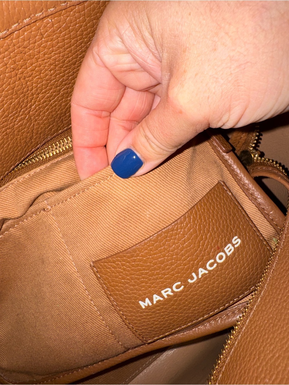 Marc Jacobs The Tote Bag - Picture 6 of 9